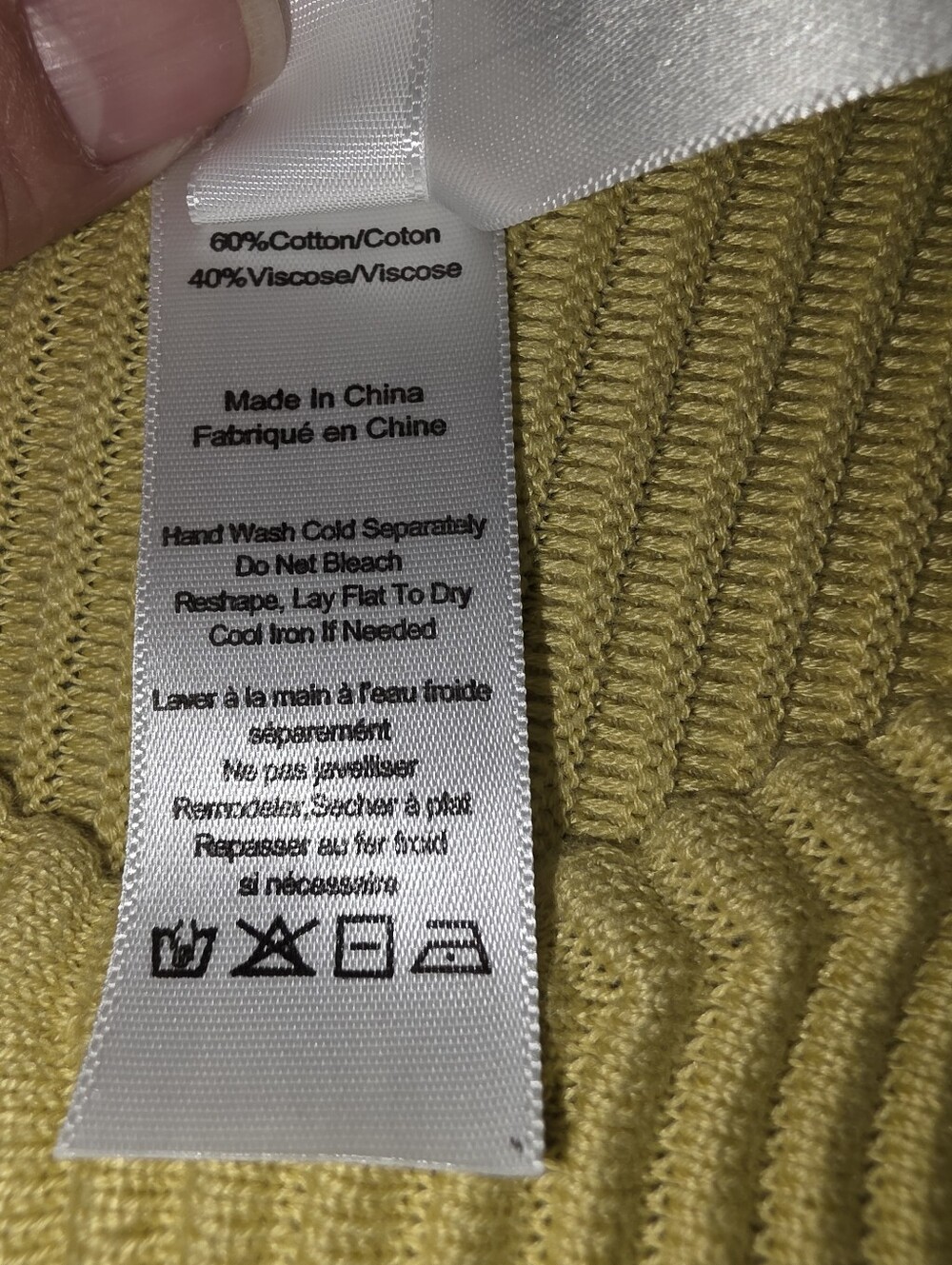 MarlaWynne popover sweater Size Medium In Lime Green - Picture 7 of 9